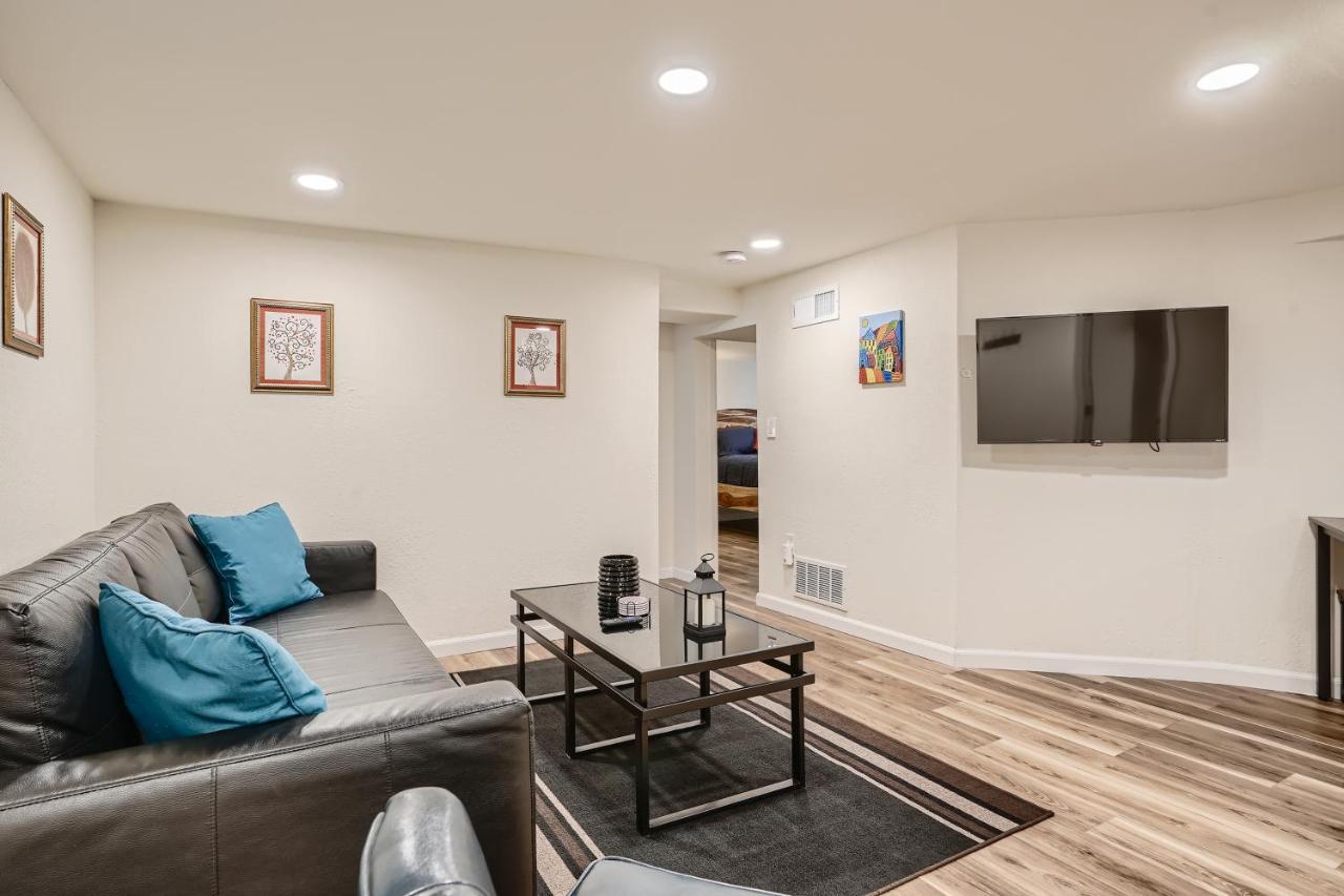 Sloans Lake Getaway - Basement Apartment Near Broncos And Downtown Denver Lakewood Exterior photo